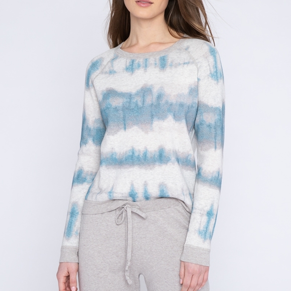 Kinross Cashmere Reversible Sweater - Picture 1 of 4